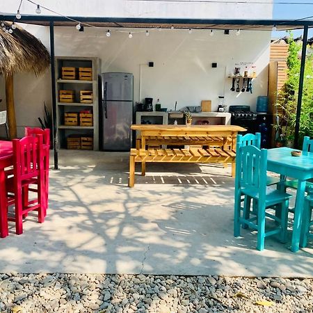 Hostel Colorada House Puerto Escondido  Zewnętrze zdjęcie