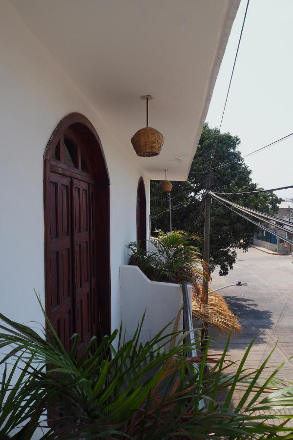 Hostel Colorada House Puerto Escondido  Zewnętrze zdjęcie